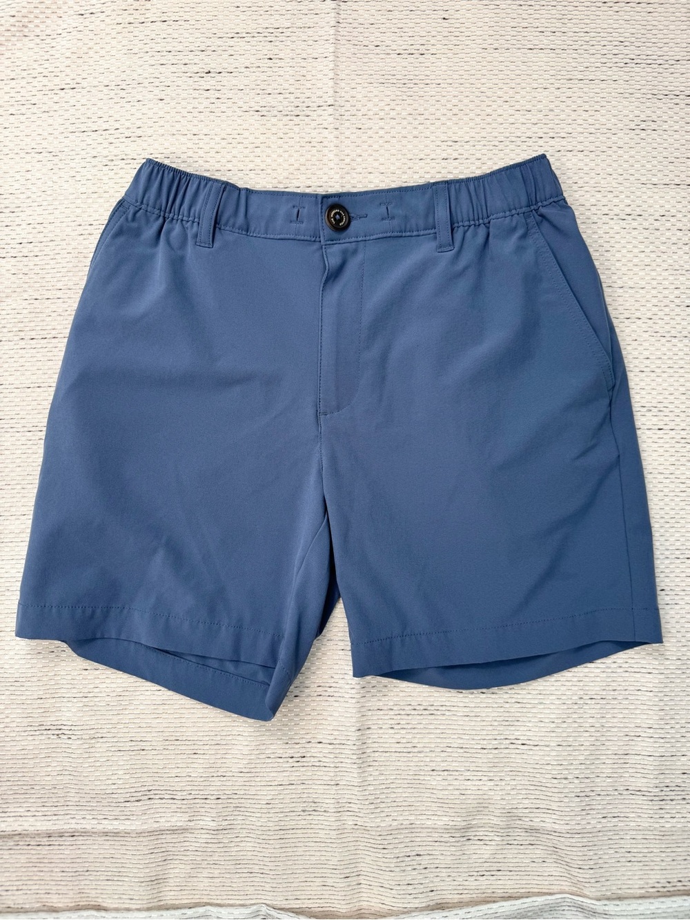 Chubbies Everywear Shorts Men’s Small 6” Blue Pockets Performance Beach Casual